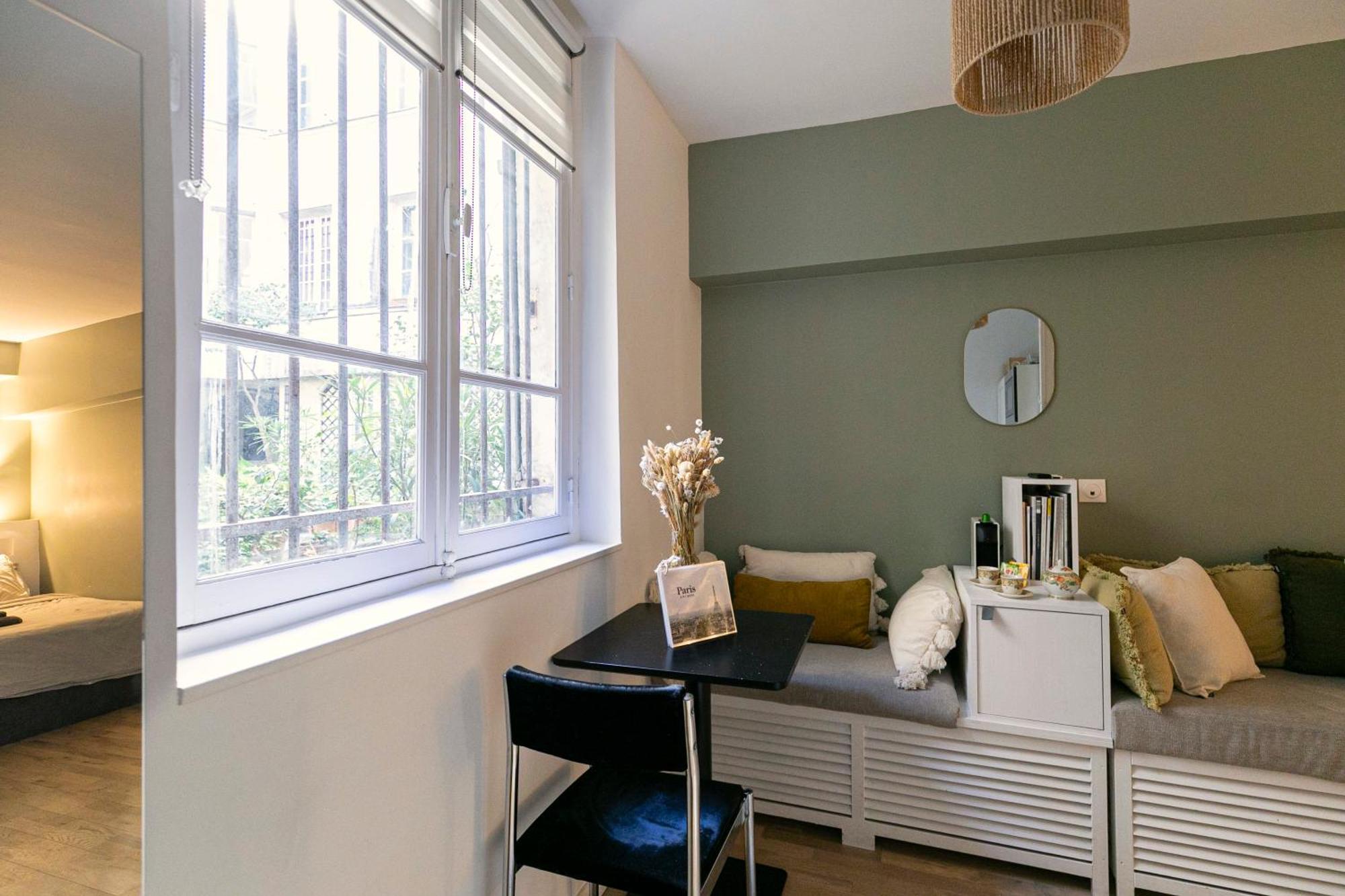 Design And Quiet Studio On Wooded Courtyard ! Paris Dış mekan fotoğraf